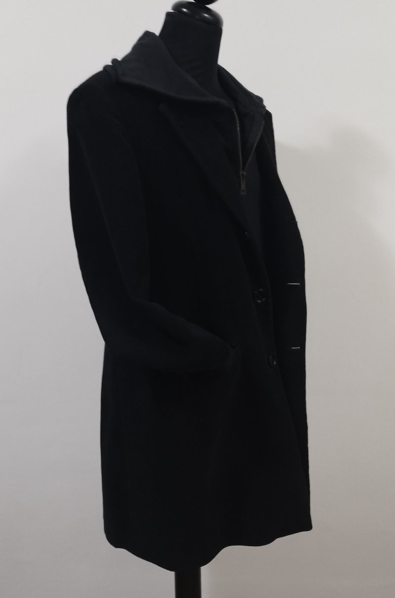 made-in-italy_cap-01_cappotto-coat_nero-black_12.jpg