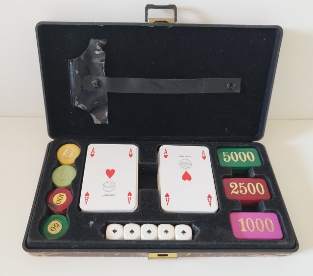 scatola-fiches_chips-casino_poker-madreperla-carte_marrone_11.jpg